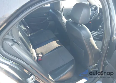 2015 Chevrolet Malibu 1Lt z USA, uszkodzony, nr VIN 1G11C5SL5FF153164